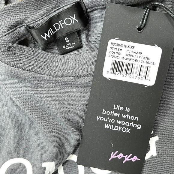 Wildfox NWT Roommate Keke My Dog Distressed Graphic Short Sleeve Gray Tee Small - Picture 4 of 8